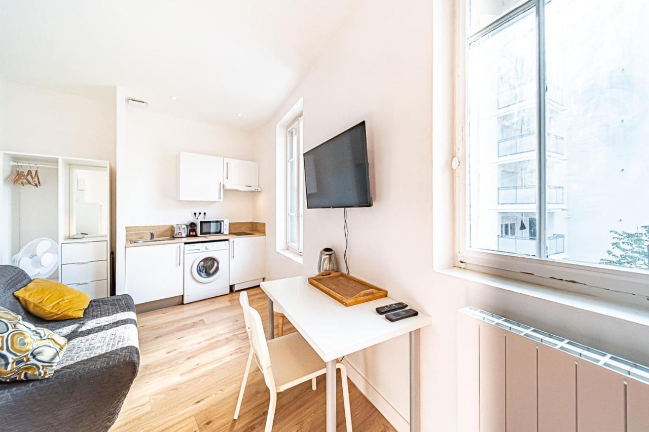Le Debourg - Studio Tout Proche Metro B Lyon Luaran gambar