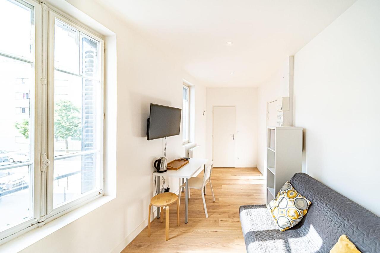 Le Debourg - Studio Tout Proche Metro B Lyon Luaran gambar